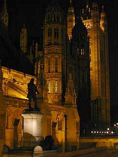 La statue de Cromwell devant Westminster