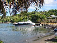 Notre bateau nous attend