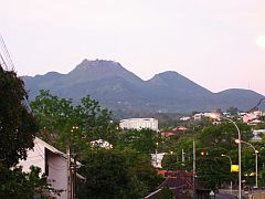 La Soufrière dégagée ! mais il est trop tard pour y grimper