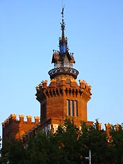 Castell dels tres Dragons