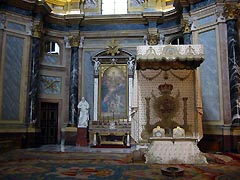 Le trone royal